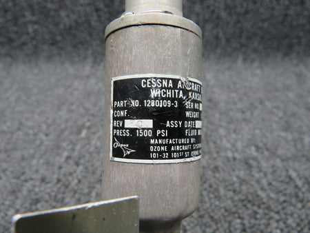Cessna 1280109-3 USE 1280504-2 Cessna T210H Lock Cylinder Assembly W/ Brackets