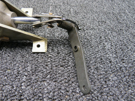 Cessna 1280109-3 USE 1280504-2 Cessna T210H Lock Cylinder Assembly W/ Brackets