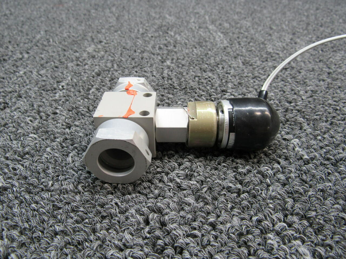 Cirrus 21953-002 Cirrus SR22T De-Ice High Pressure Switch Hours 695.5