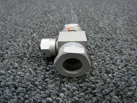 Cirrus 21946-002 Cirrus SR22T De-Ice Unequal Tee Hours 695.5