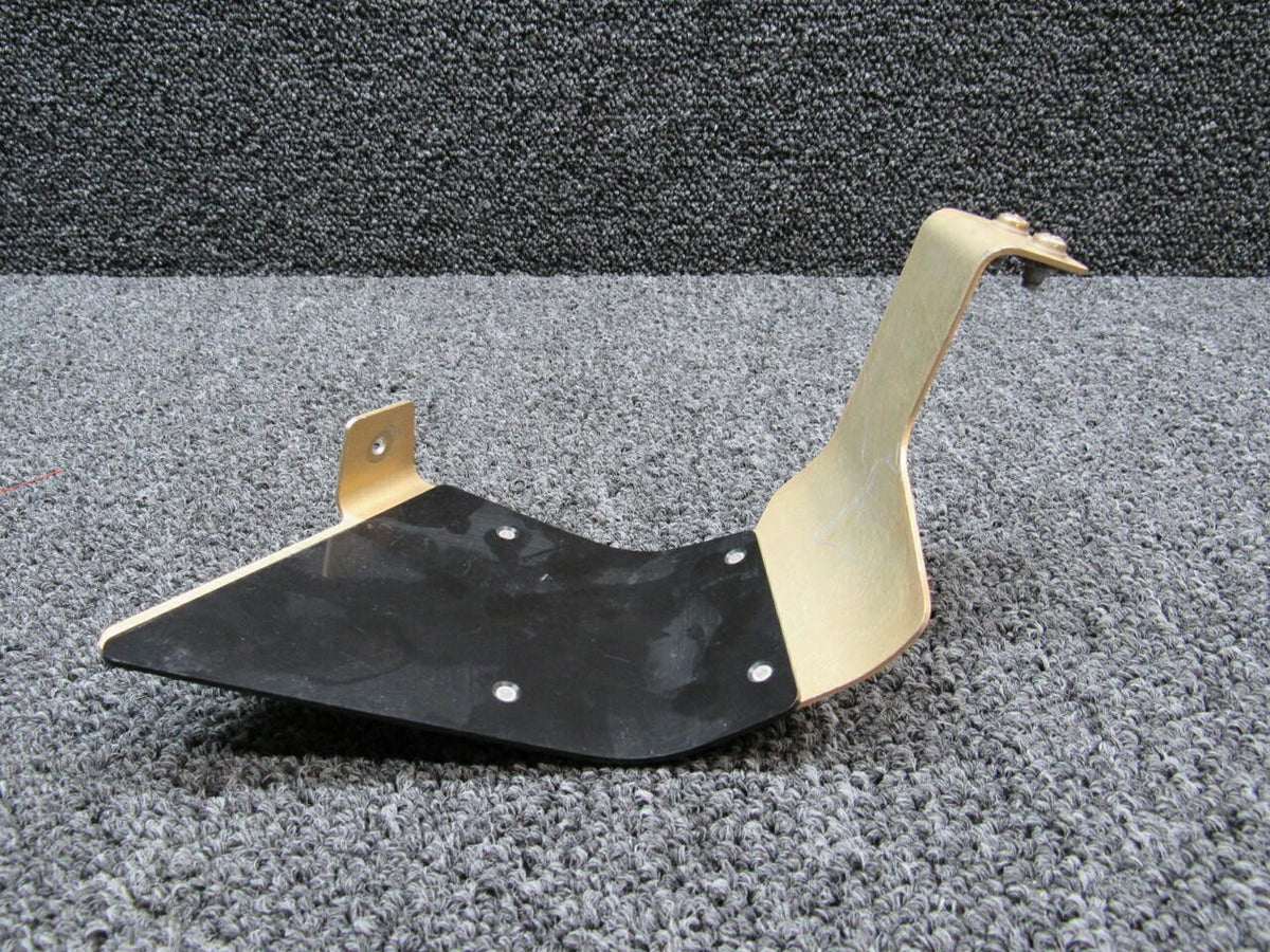 Cirrus 19327-001B Cirrus SR22T Shield Bracket Hours 695.5