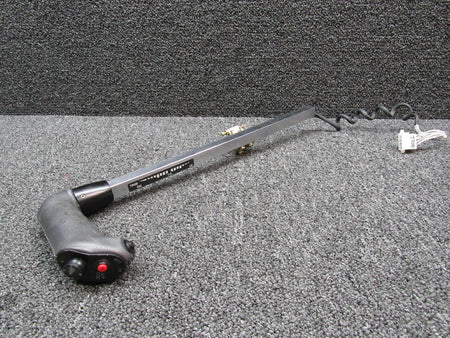 Cirrus 24578-001 / 13975-003 Cirrus SR22T Yoke Grip Assy W/ Yoke Tube LH Hours 695.5