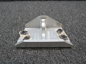 16940-001 Cirrus SR22T Upper Gear Attach Fitting (Hours: 695.5)