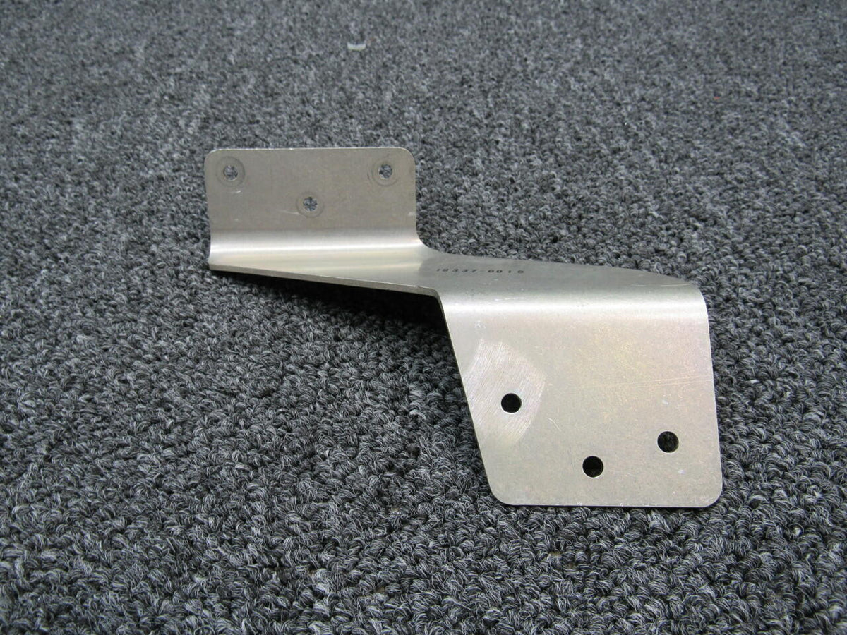 Cirrus 19337-001 Cirrus SR22T Bracket Side Pulley LH Hours 695.5