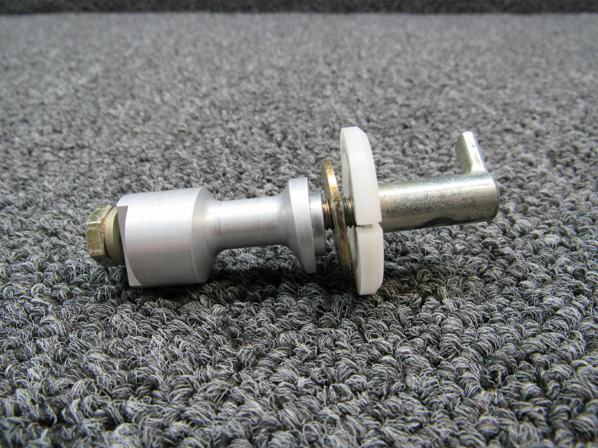 Cirrus 20268-003 / 15174-002 Cirrus SR22T Striker Pin Cabin Door Upper Hours 695.5