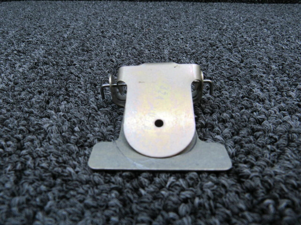 Cirrus 17324-001 Cirrus SR22T Flapper Assembly Hours 695.5