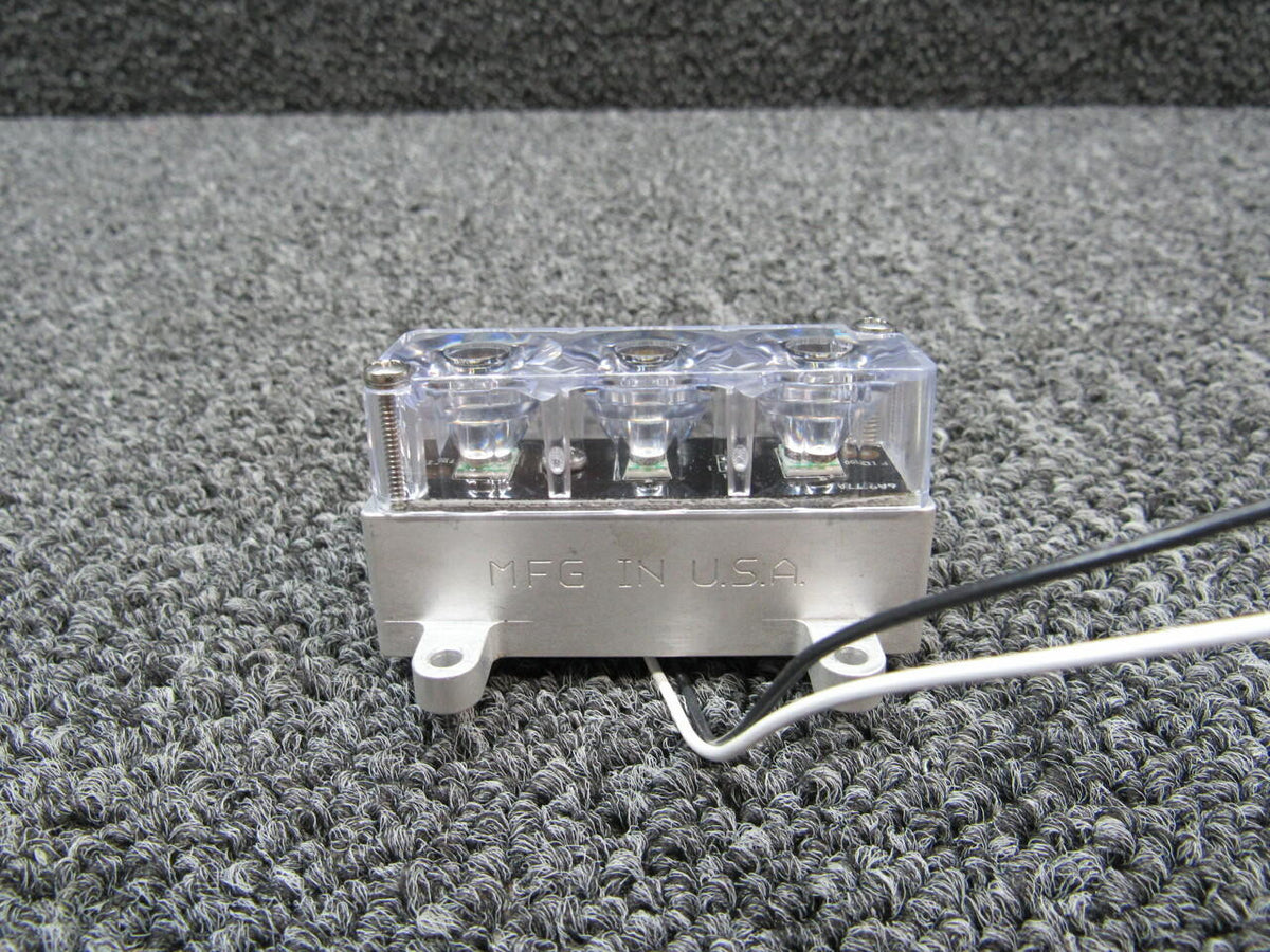 Cirrus 18278-002 Cirrus SR22T Ice Light Assembly Volts 28 Hours 695.5