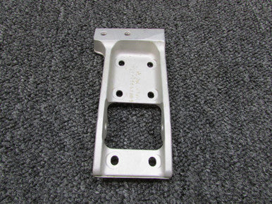 5522770-3 (Cast: 5522770-491) Cessna Citation 500 Uplock Bracket Main Gear LH
