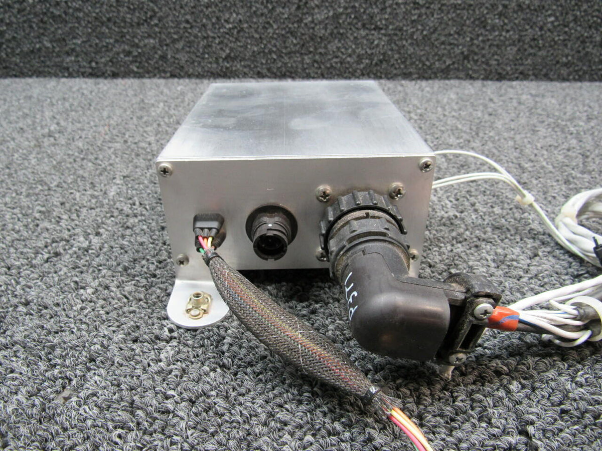 Whelen 01-0771970-L0 USE 71970L0 Cirrus SR22T Whelen Power Supply Volts 28