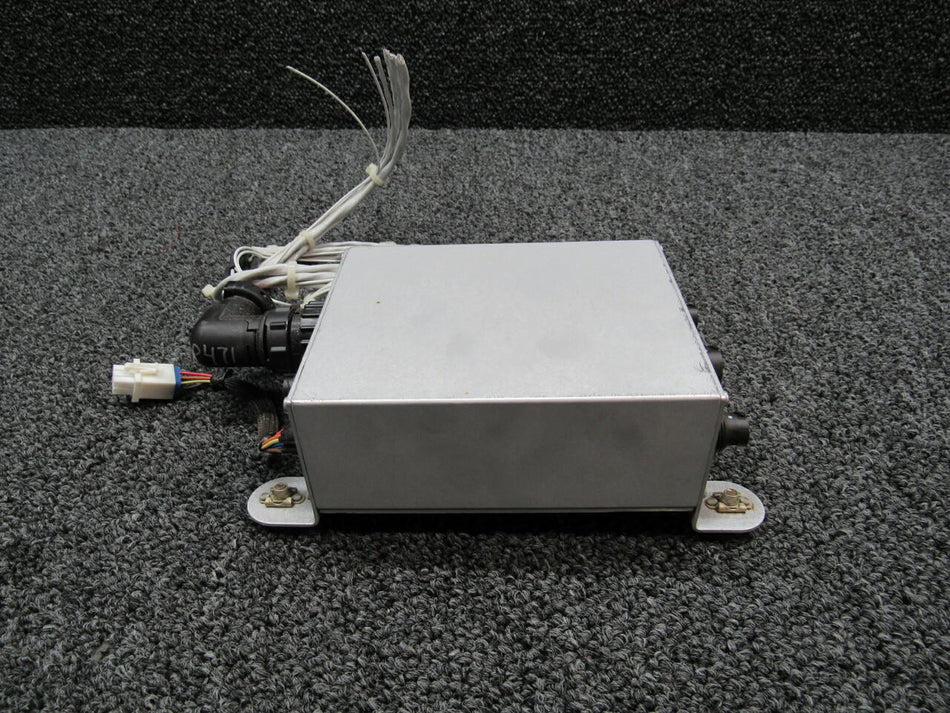 Whelen 01-0771970-R0 USE 71970R0 Cirrus SR22T Whelen Power Supply Volts 28