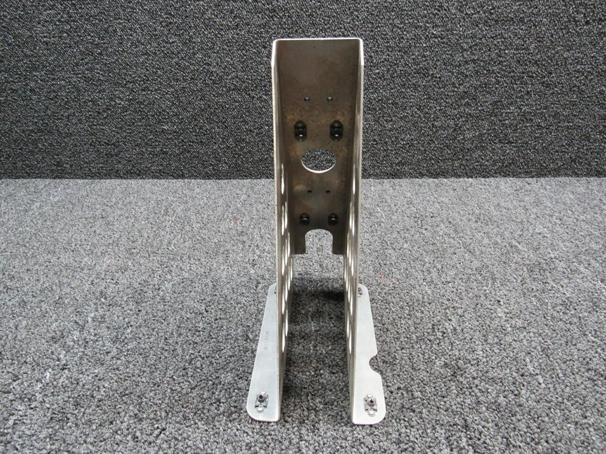 Garmin 26733-002 Cirrus SR22T Garmin GRS56 Mounting Shelf Hours 695.5