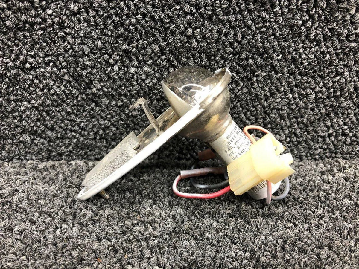 Whelen A650PR Piper PA-31T Whelen Navigation Light Base Assembly Volts 28