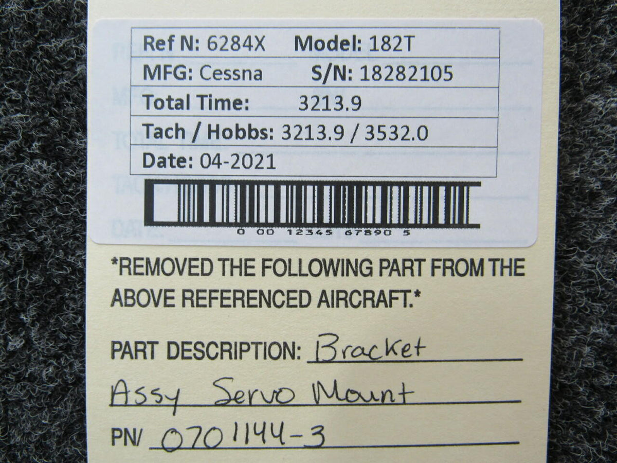Cessna 0701144-3 Cessna 182T Bracket Assembly Servo Mount