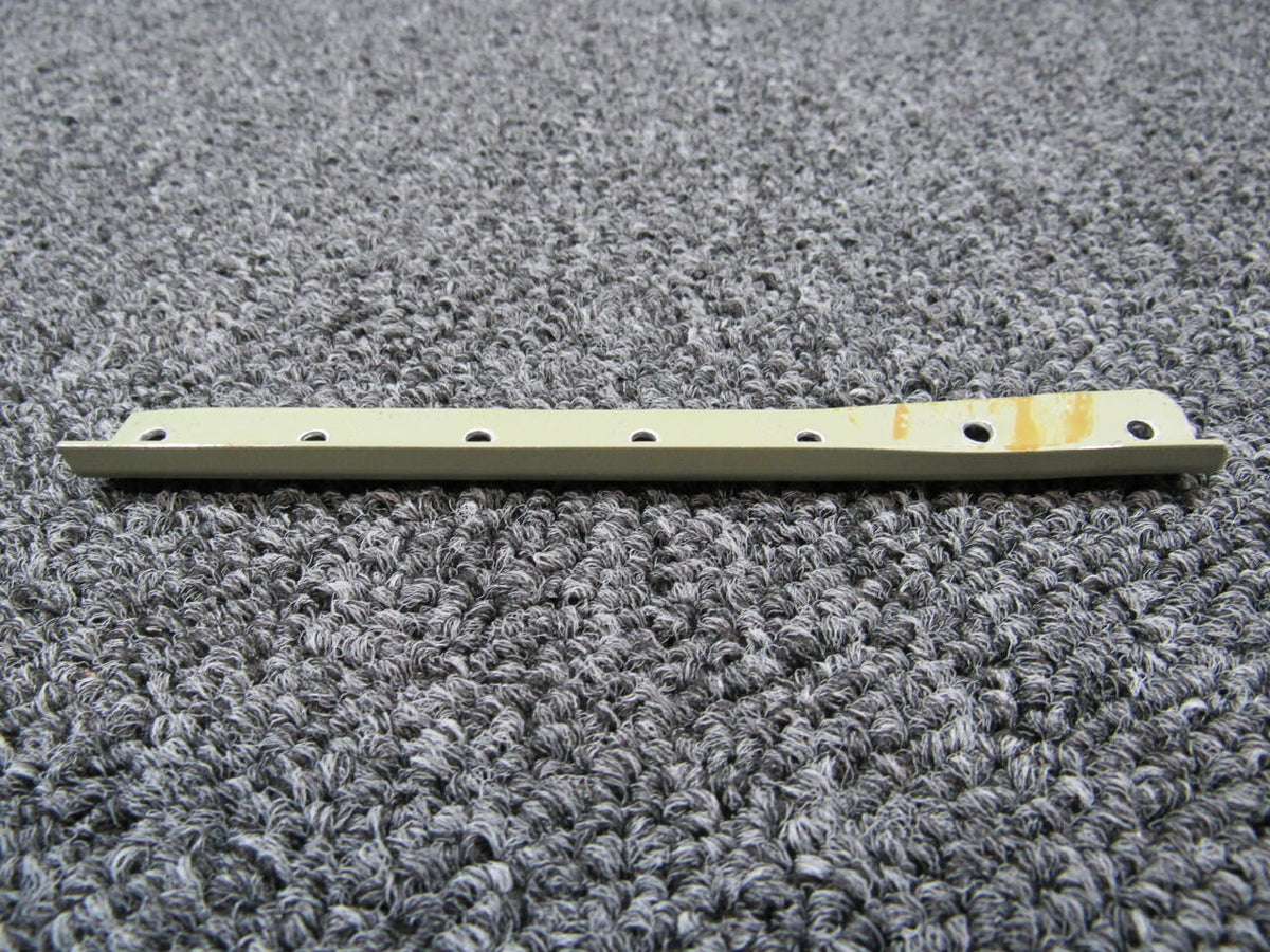 Cessna 0710629-1 Cessna 182T Stiffener LH