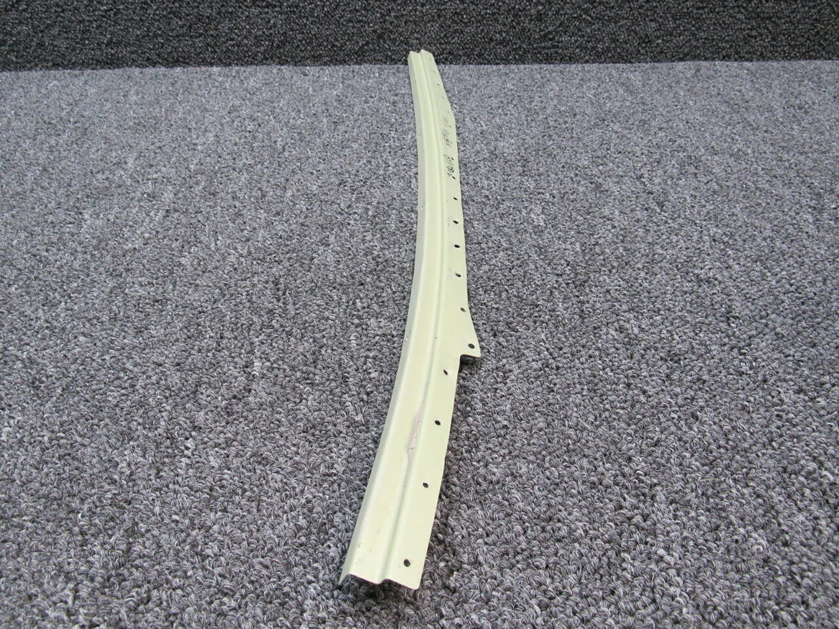 Cessna 0711680-2 Cessna 182T Retainer Lower RH