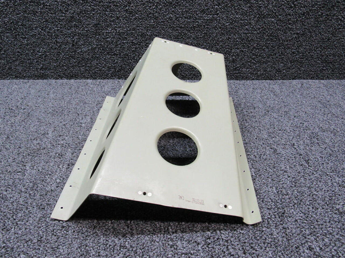Cessna 3940441-3 / 3940041 / 3940441-5 Cessna 182T Support Bracket Assembly