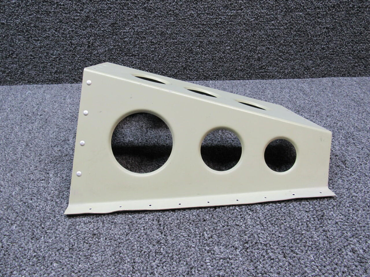 Cessna 3940441-3 / 3940041 / 3940441-5 Cessna 182T Support Bracket Assembly