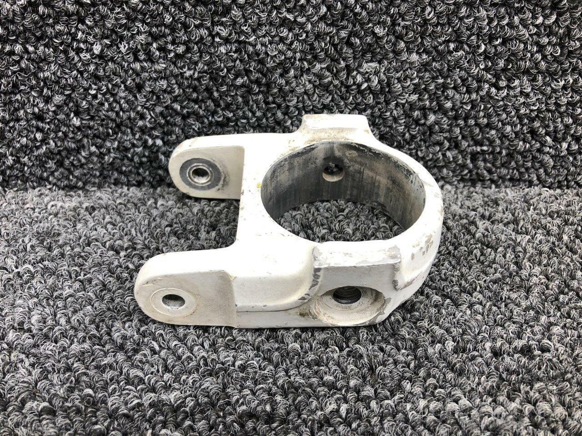 Cessna 0543007-497 Cessna 182 Nose Gear Steering Collar Assembly Good PPP