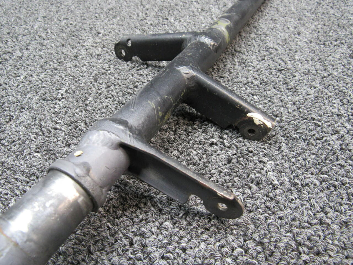 Cessna 0760032-1 Cessna A185F Rudder Bar Assembly LH