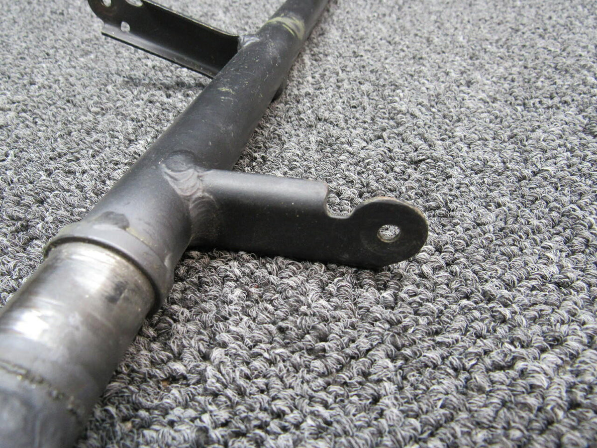 Cessna 0760032-2 Cessna A185F Rudder Bar Assy RH