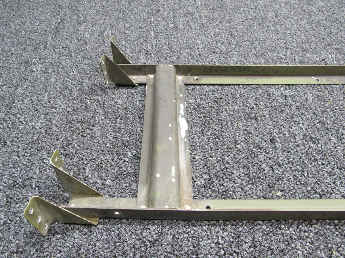 Cessna 0712013-33 Cessna A185F Radio Support Assembly
