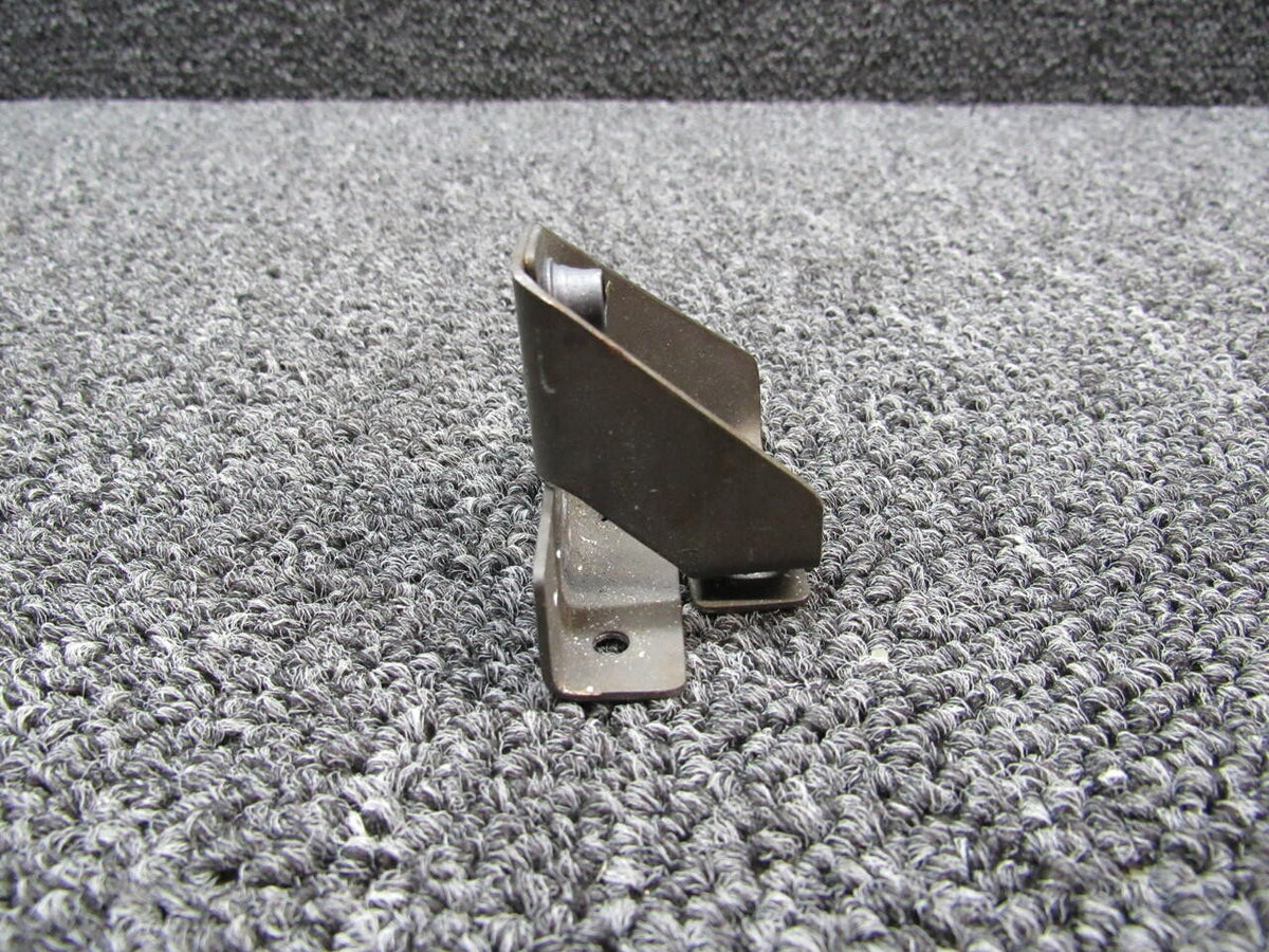Cessna 0713984-5 Cessna A185F Bracket Assembly LH