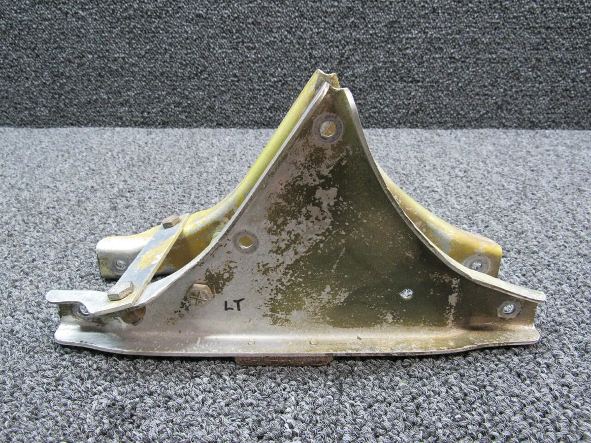 Navion 145-52018 Navion L-17 Wing Flap Cylinder Support Assembly