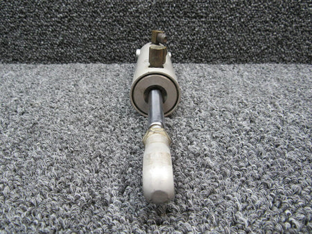 Navion 145-58014-3 Navion L-17 Nose Gear Actuator