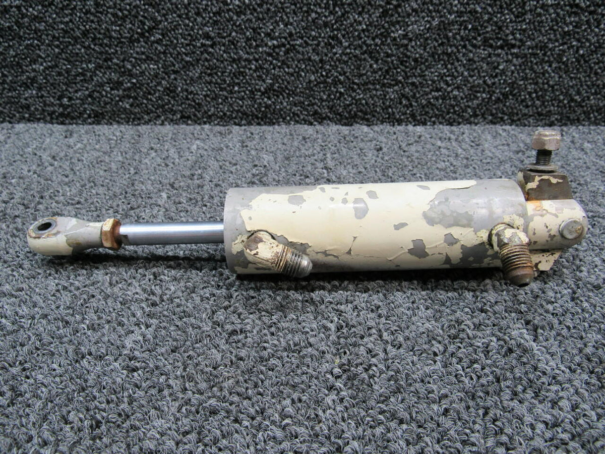 Navion 145-58014-3 Navion L-17 Nose Gear Actuator