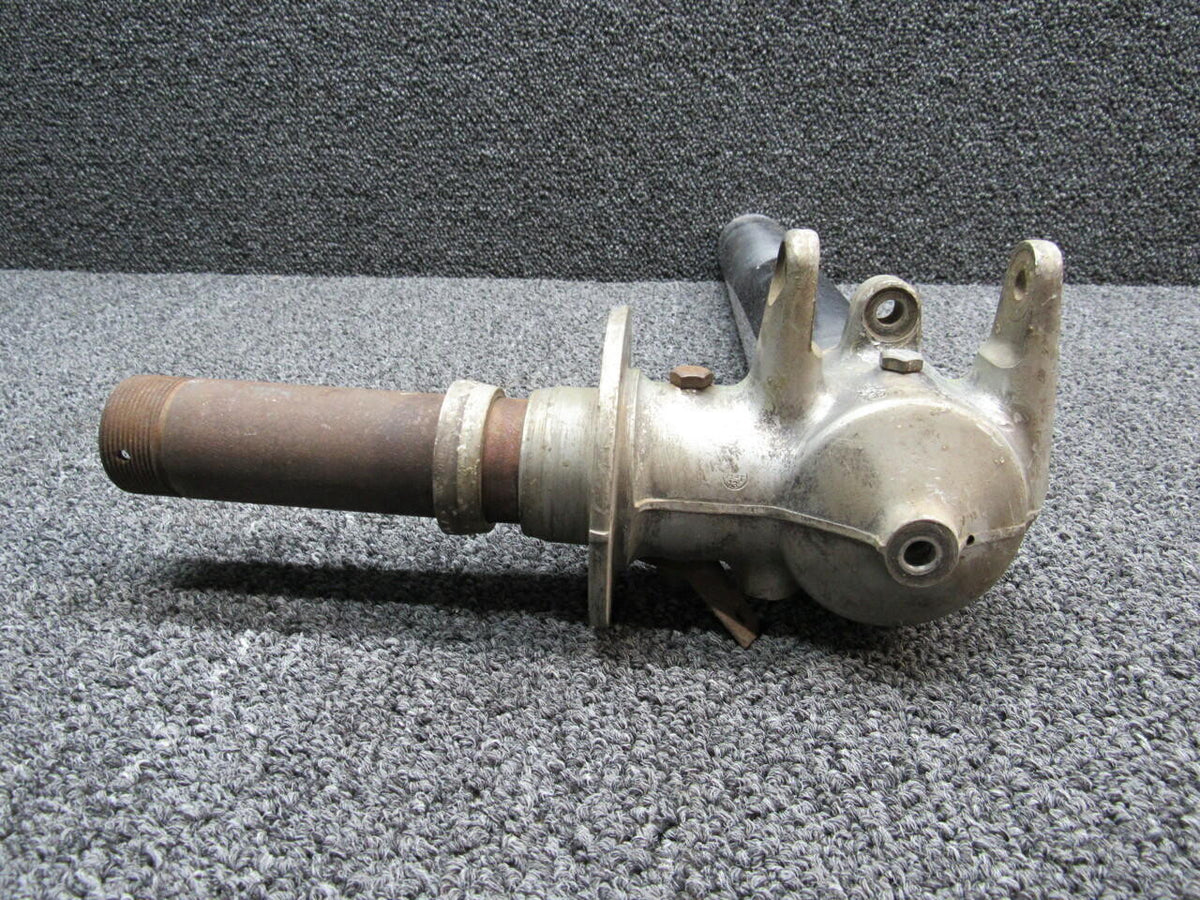 Navion 145-33133-9 Navion L-17 Fitting Assembly Axle Oleo