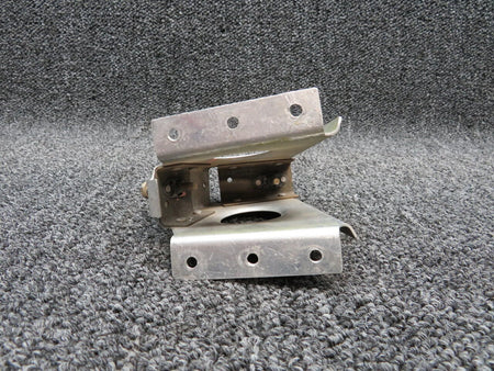 Cessna 1221088-7 Cessna T210N Bracket Assembly LH