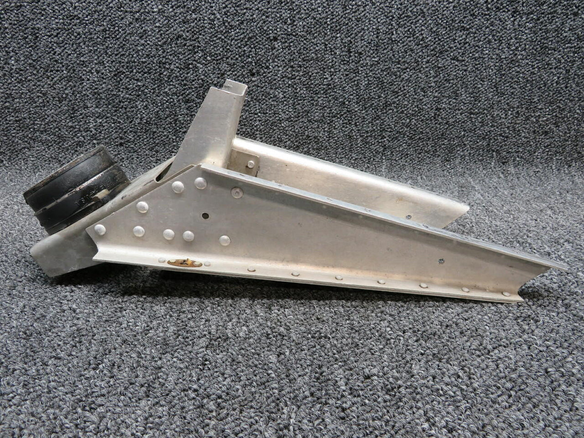 Cessna 1251014-7 Cessna 207 Engine Mount LH Forward