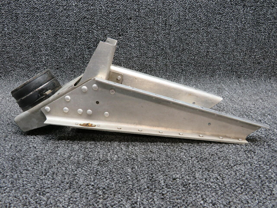 Cessna 1251014-7 Cessna 207 Engine Mount LH Forward