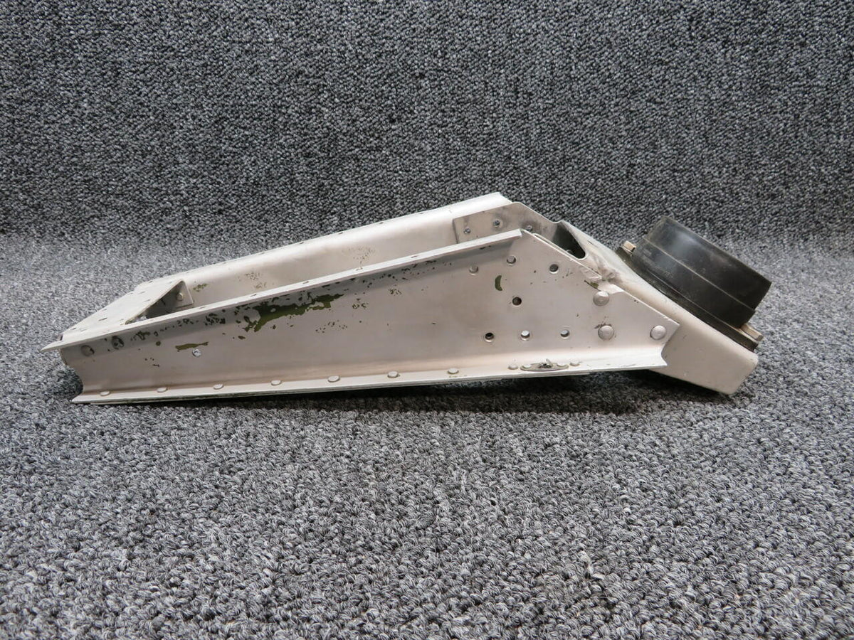 Cessna 1251014-8 Cessna T207 Engine Mount Assembly RH Forward