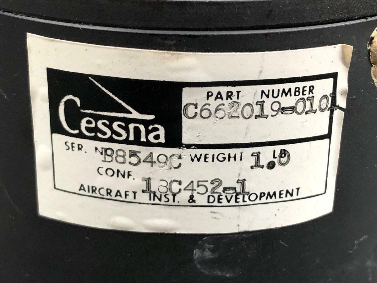 Aircraft Instruments C662019-0101 USE 18C452-1 Cessna 402C Aircraft Inst Engine Tri-Gauge Oil Temperature / Oil Pressure / Cylinder Temperature 28V