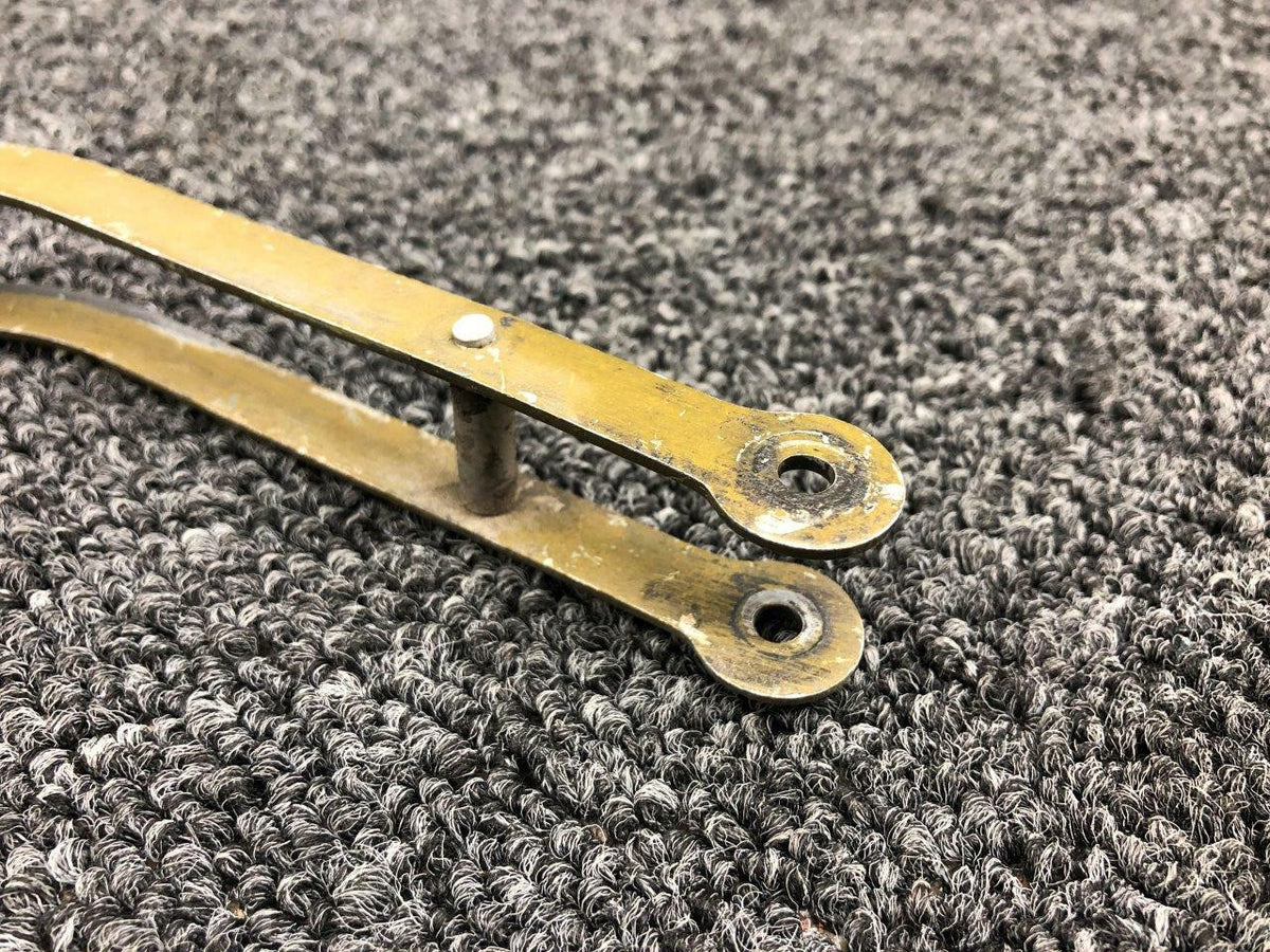 Cessna 5015024-4 Cessna 402C Elevator Arm Spring To Bellcrank