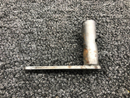 Cessna 5250118-4 Cessna 402C Cowl Flap Arm Assembly RH