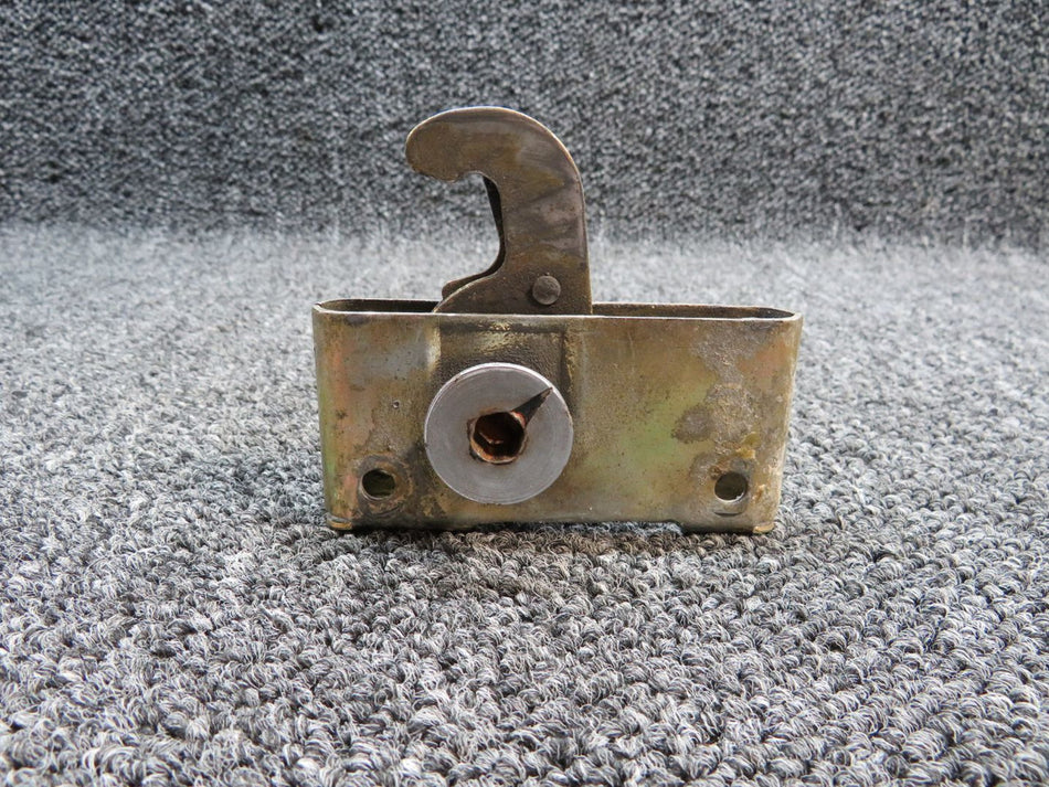 5011287-2 Cessna 402C Cargo Door Latch Assembly Upper / Lower