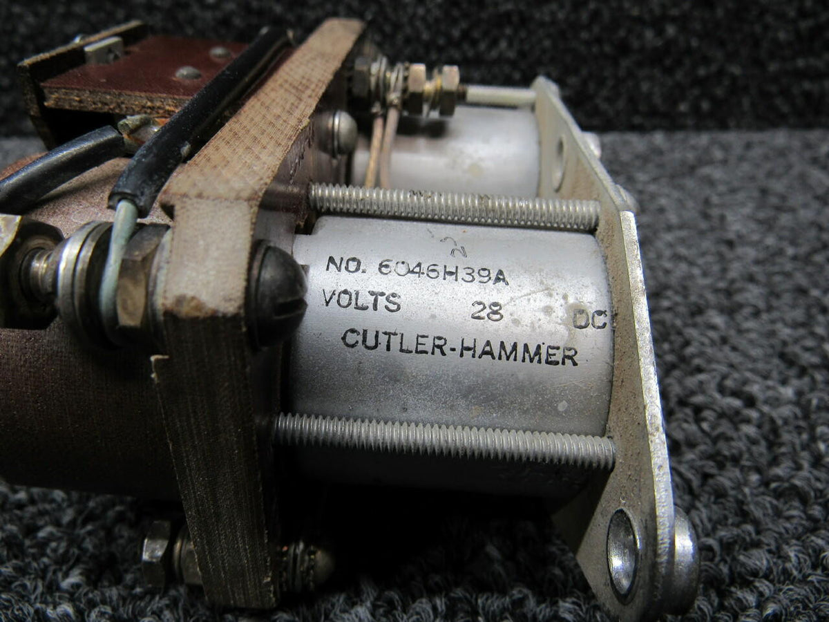 Cutler Hammer 6046H39A Beechcraft 95-B55 Cutler Hammer Dynamic Brake Relay Volts 28