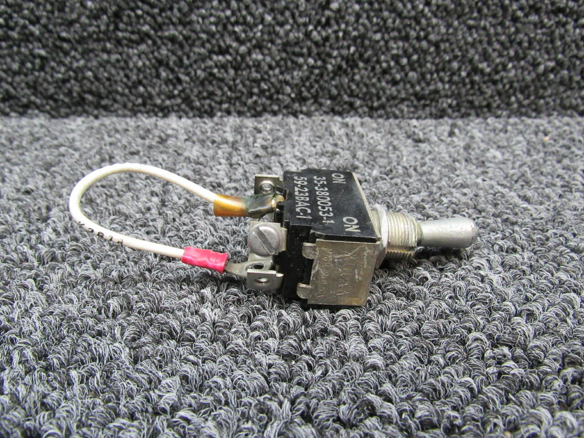 Beechcraft 35-380053-1 Beechcraft 95-B55 Toggle Switch Assembly