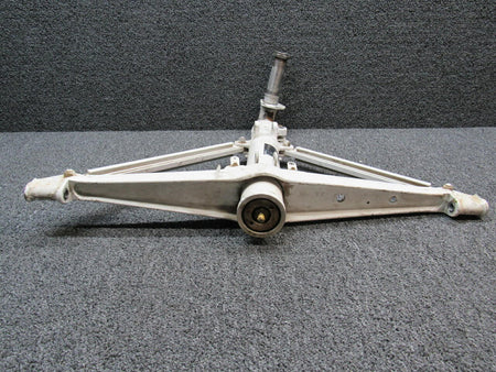 Beechcraft 95-810002-652 Beechcraft 95-B55 Main Gear Assembly RH Minus Torque Links