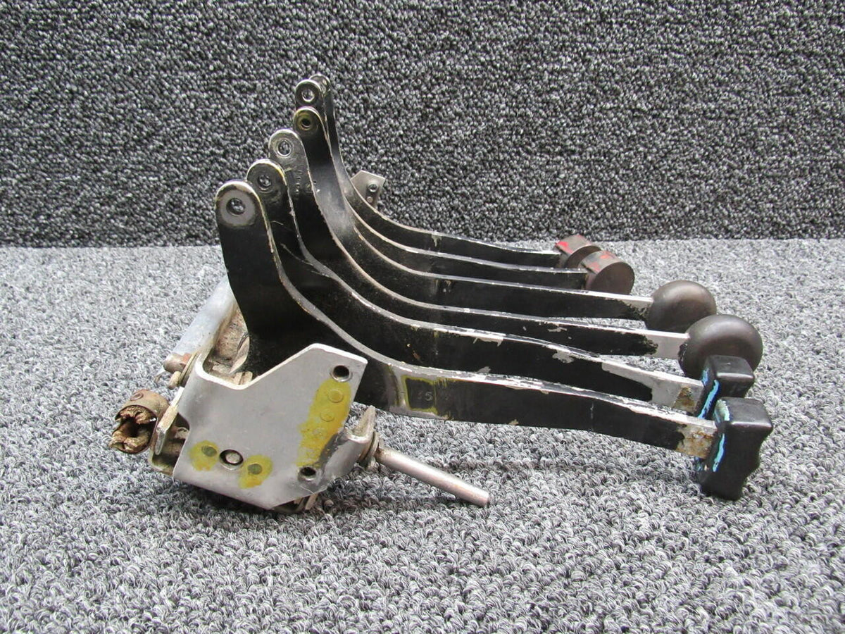 Beechcraft 96-324035 Beechcraft 95-B55 Engine Control Quadrant Assembly
