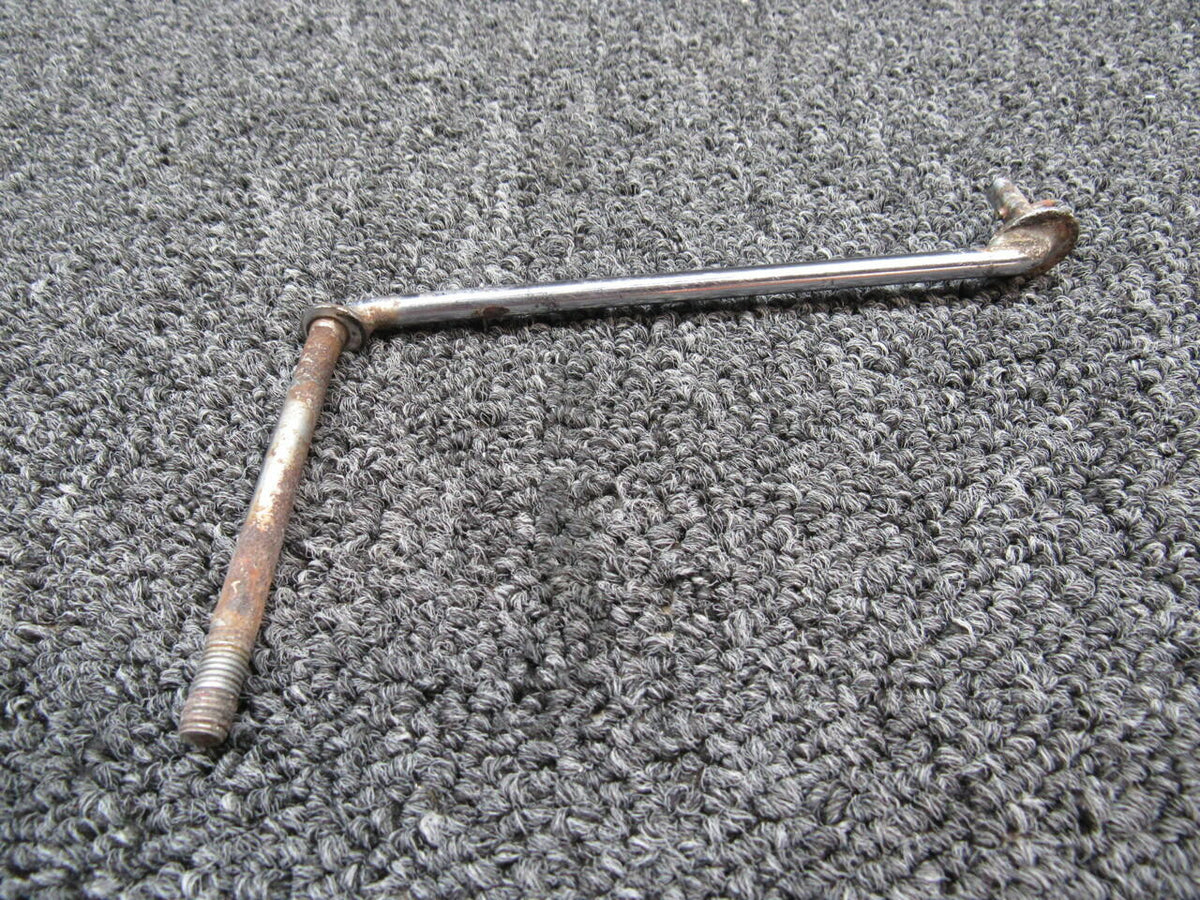 Beechcraft 95-420012-642 Beechcraft 95-B55 Rod Cabin Door Stop