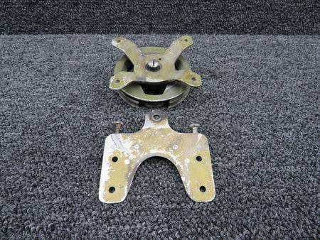 Cessna 5115533-1 USE 5115542-1 Cessna 402C Aileron Quadrant Assembly WS 168.12