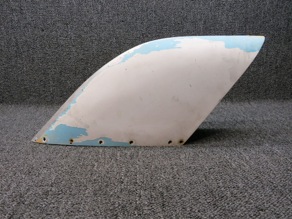 5131022-1 Cessna 402C Vertical Fin Tip Assembly W/ Collins Antenna