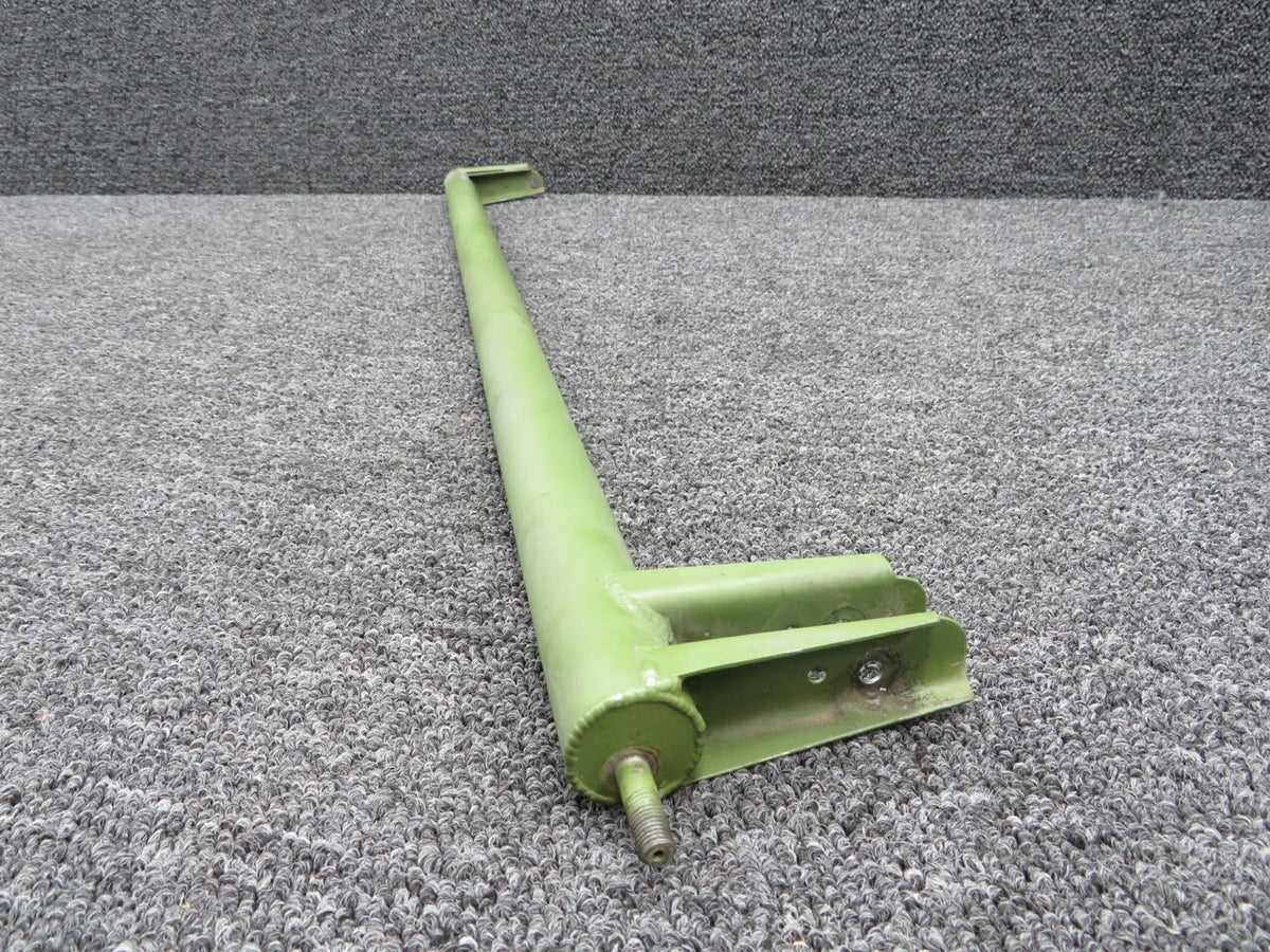 Cessna 5115511-2 Cessna 402C Flap Control Torque Tube RH Outboard