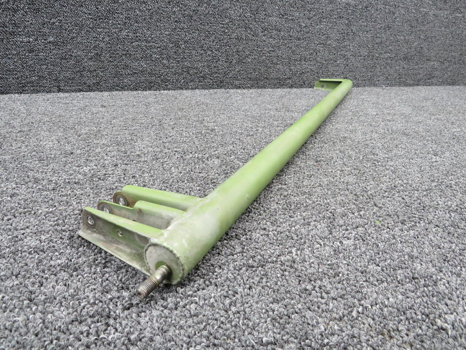 Cessna 5115511-2 Cessna 402C Flap Control Torque Tube RH Outboard