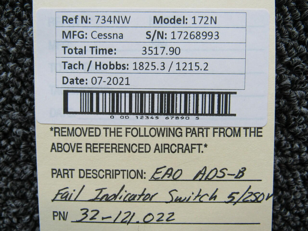 EAO 32-121.022 Cessna 172N EAO ADS-B Fail Switch Indicator Volts 5/250 VAC