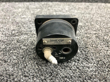Standard Products S1300N1 USE C668540-0101 Cessna 172D Standard Products Suction Gauge