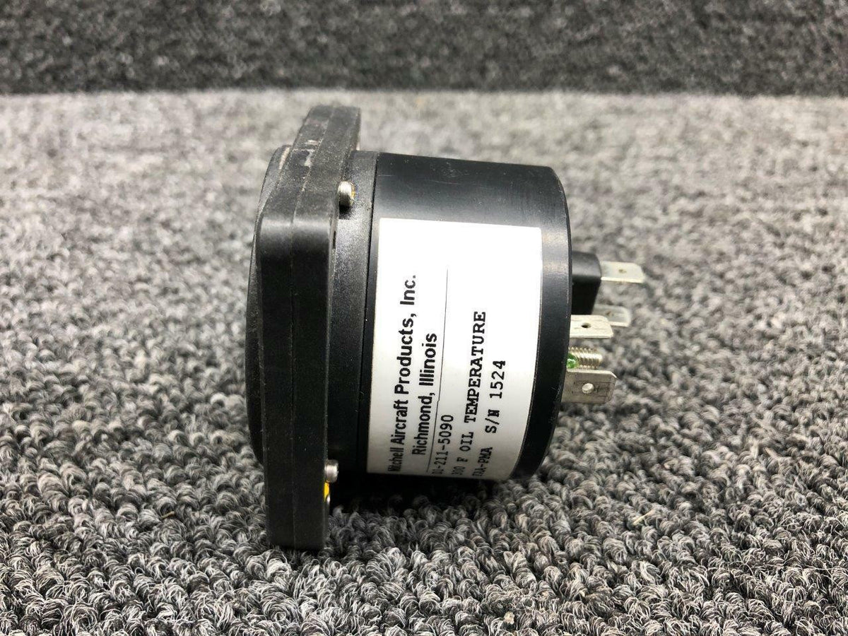 Mitchell Aircraft Instruments D1-211-5090 Cessna 172D Mitchell Aircraft Oil Temperature Indicator Volts 14